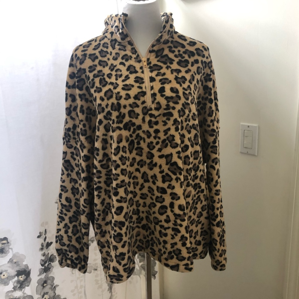 Leopard fleece half zip